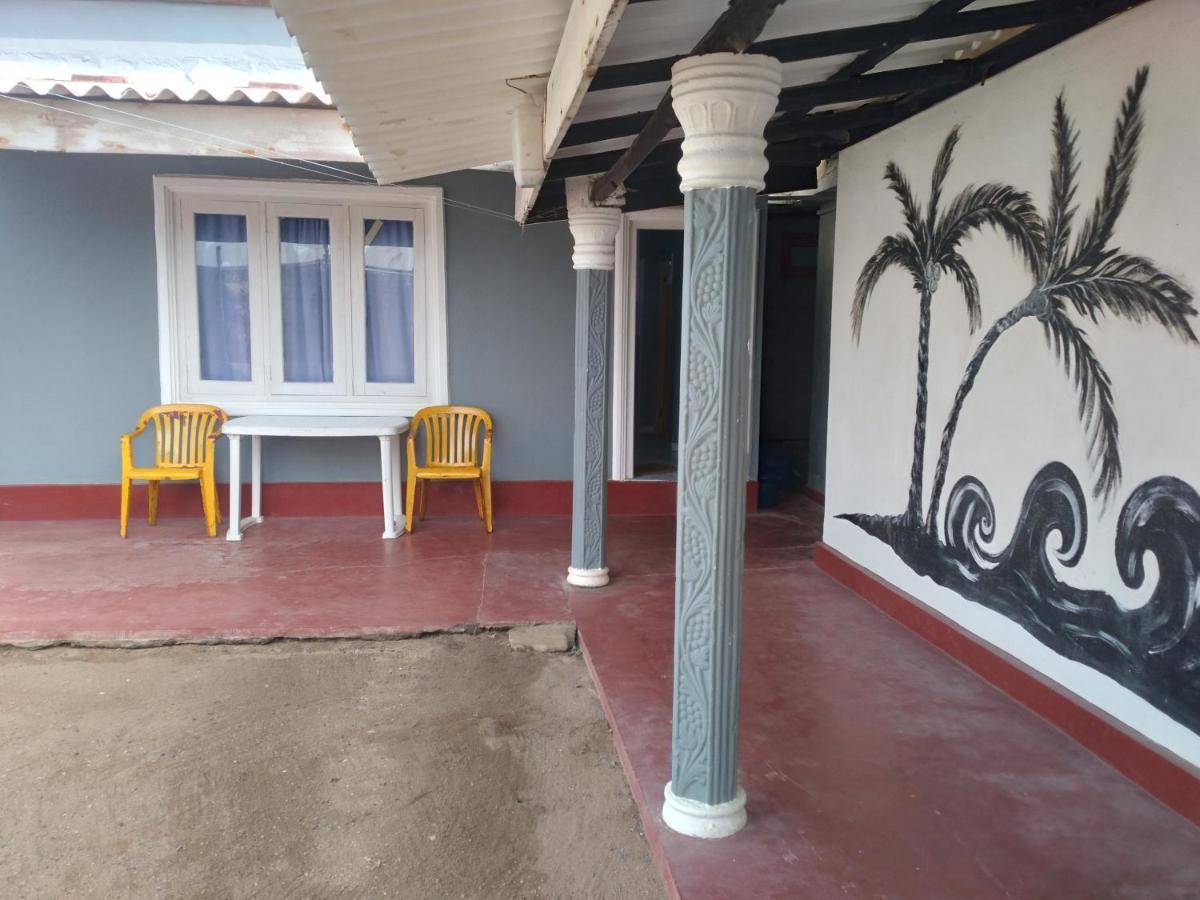 Happy Beach Guest House Hambantota Exteriér fotografie
